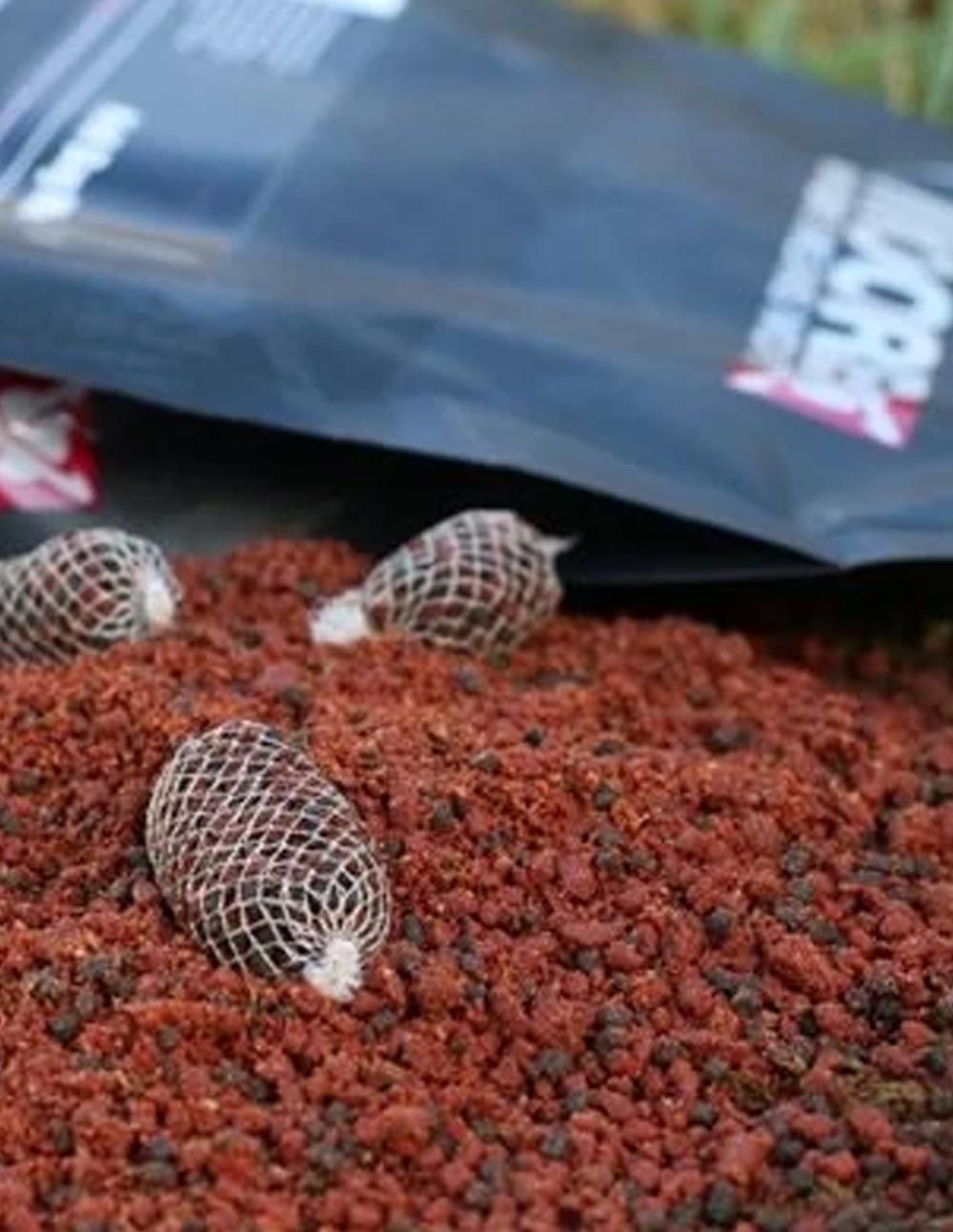 CC Moore Bloodworm PVA Bag Mix 1kg - Imagen 3