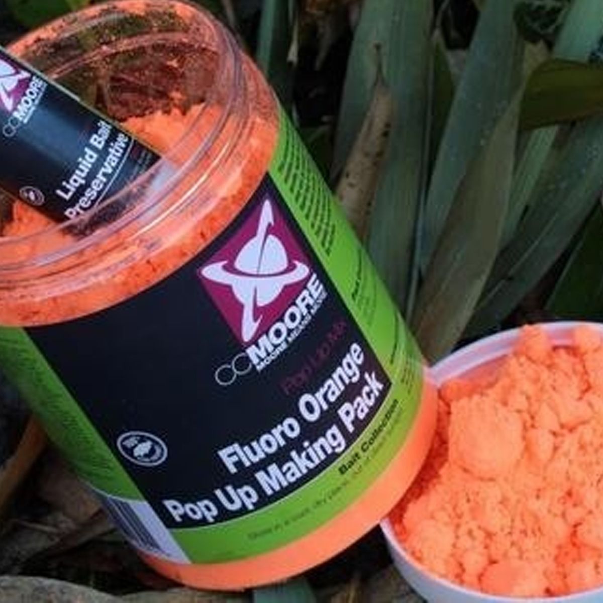 CC Moore Fluoro Orange Pop Up Making Pack - Imagen 3