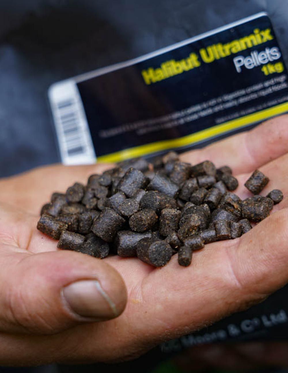 CC Moore Halibut Ultramix 1kg - Imagen 3