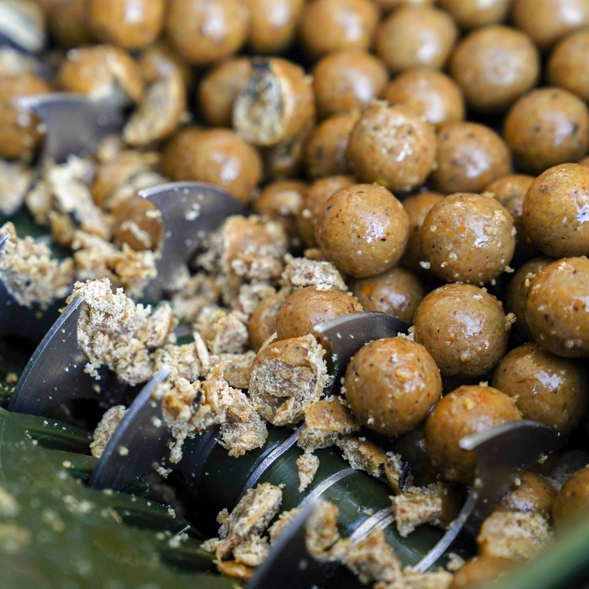 CC Moore Odyssey XXX Baits Booster 500ml - Imagen 3