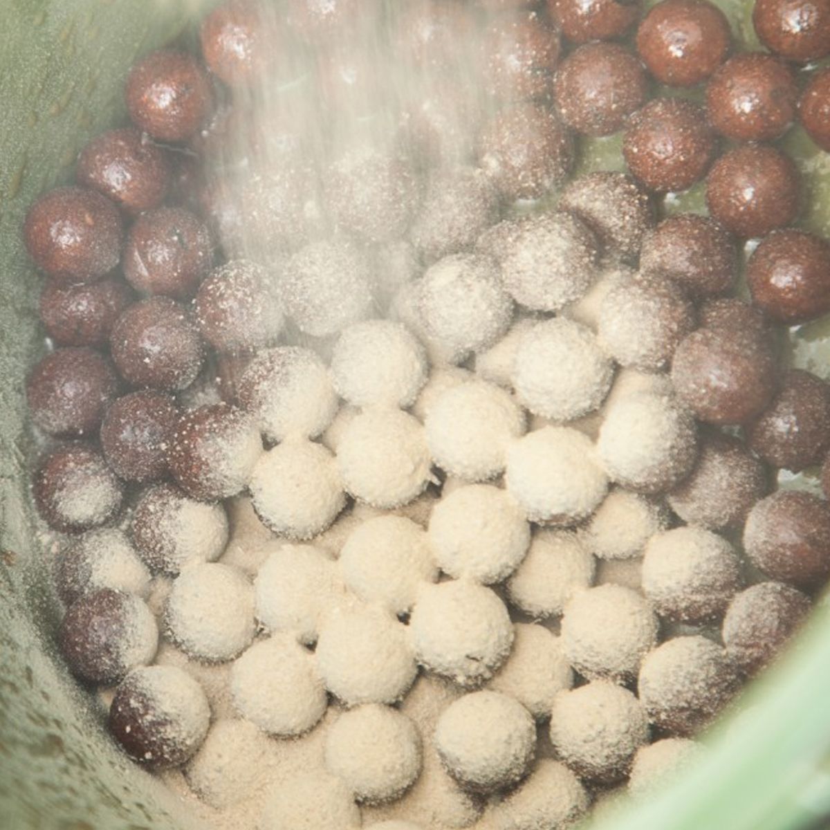 CC Moore Pacific Tuna Bait Booster 500ml - Imagen 6