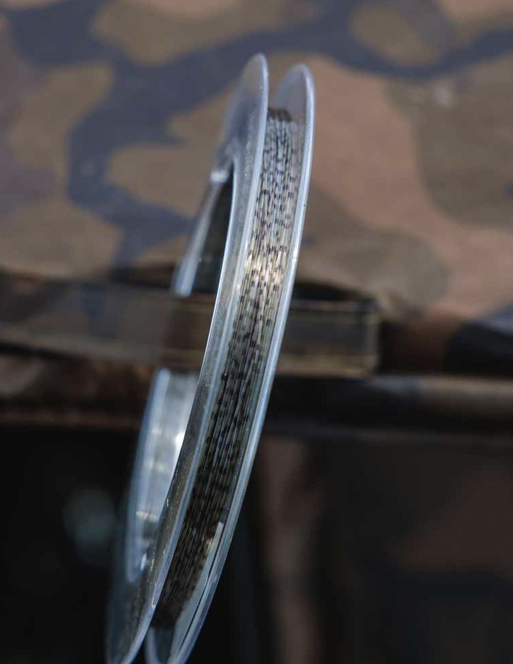 Fox Soft Steel Fleck Camo Leader 60lb 27.3kg 0.70mm x 80m - Imagen 5