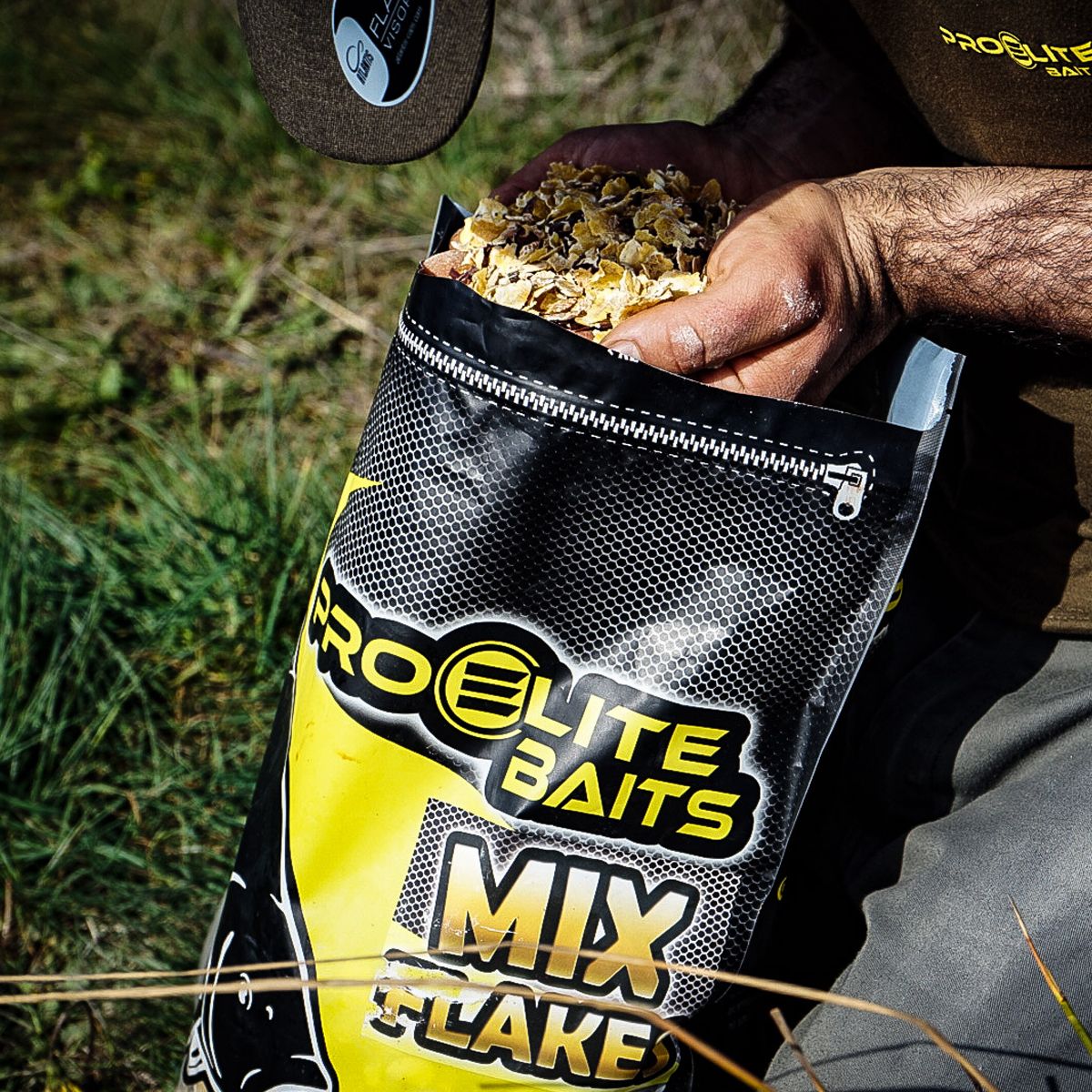 Pro Elite Baits Mix Flakes 3kg - Imagen 3